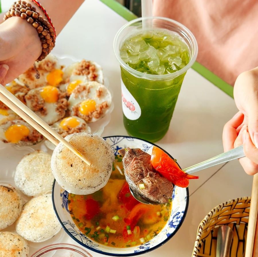 Bánh căn hải sản Nhơn Hải - món ngon dân dã mang đậm hương vị làng chài 